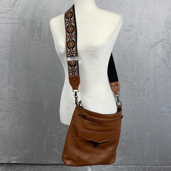 Botkier Women's Leather Crossbody Bag Adjustable Straps Extra Straps Neutral - Picture 2 of 15